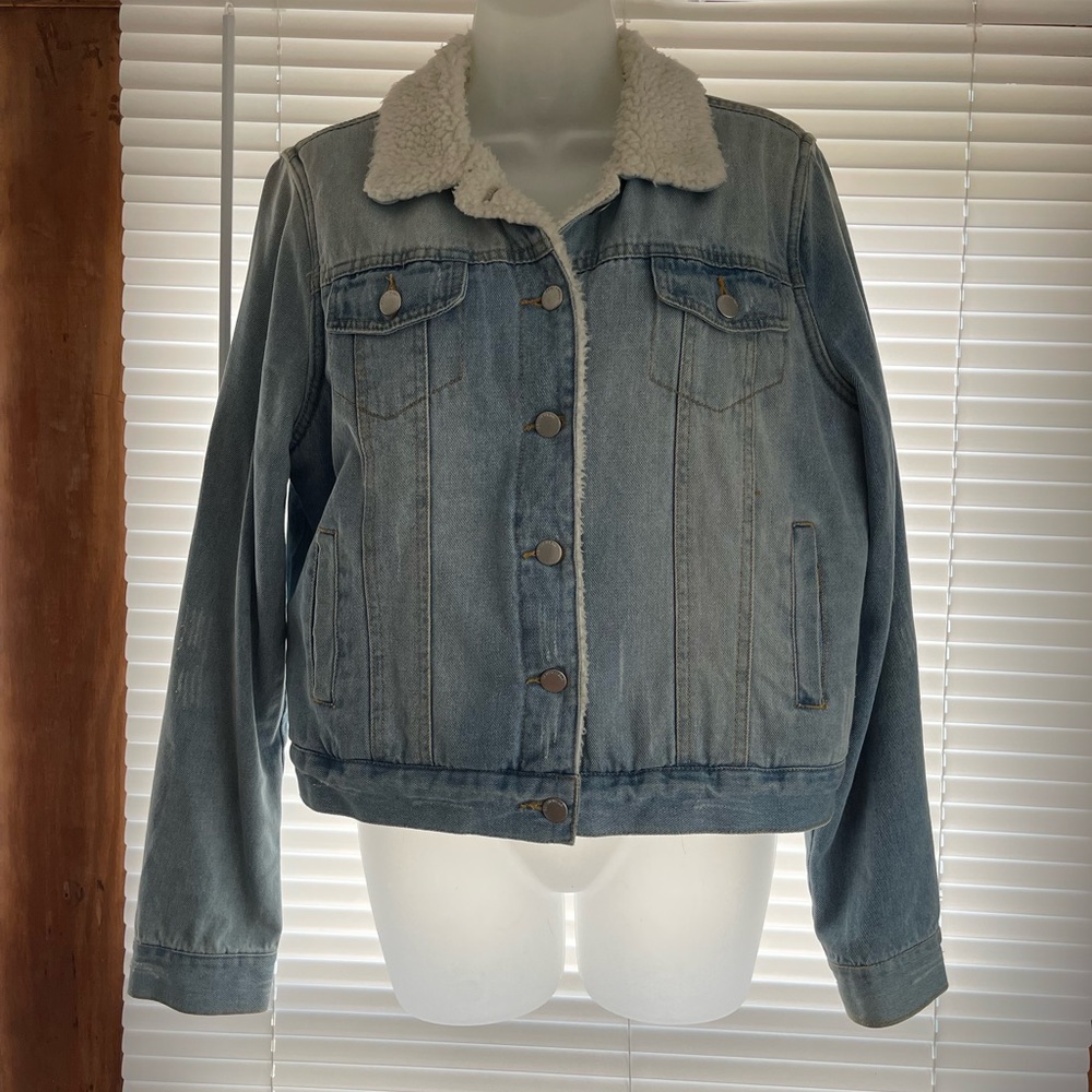 Women’s Sherpa Lined Jean Jacket